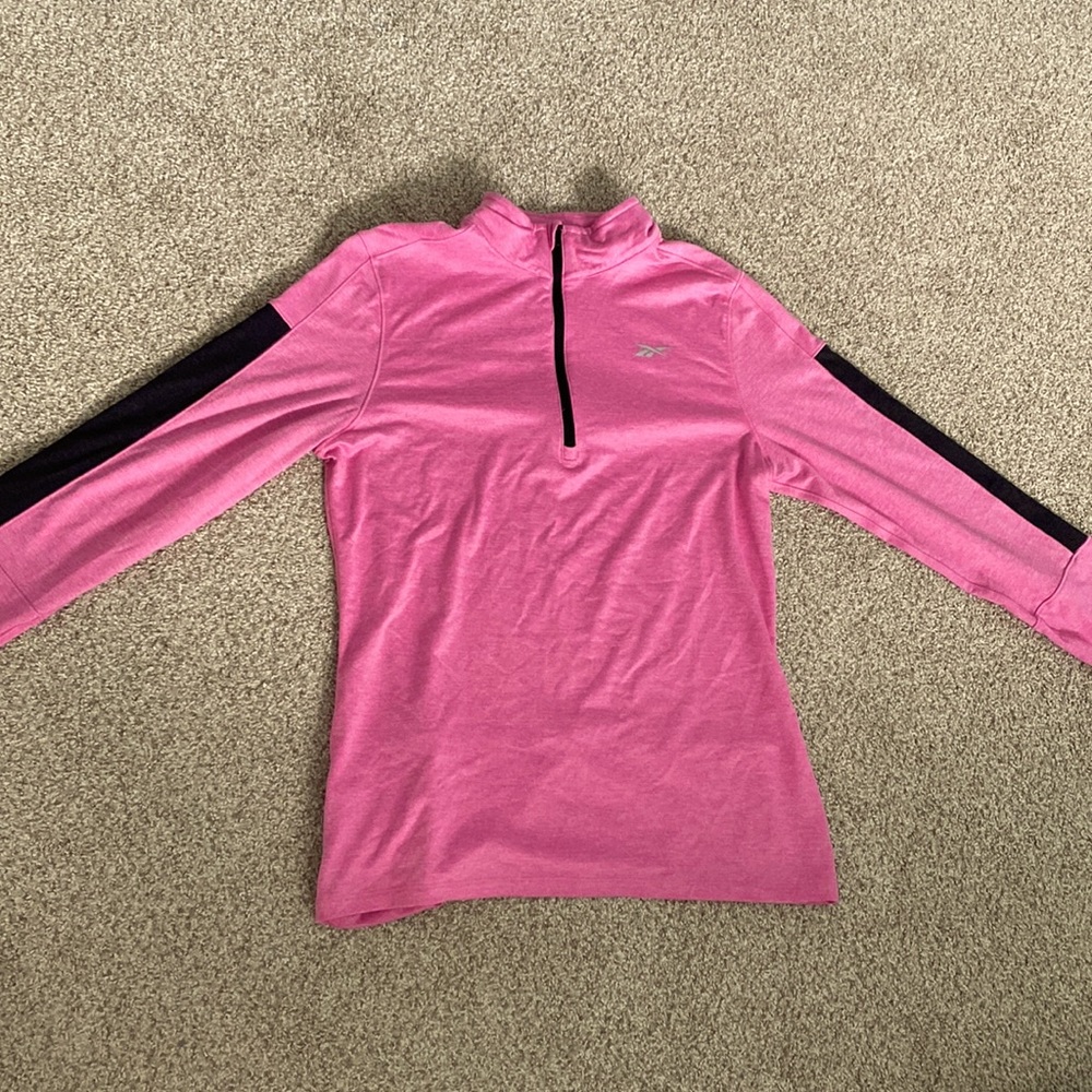 Reebok girls XL pink and black light workout sweatshirt
